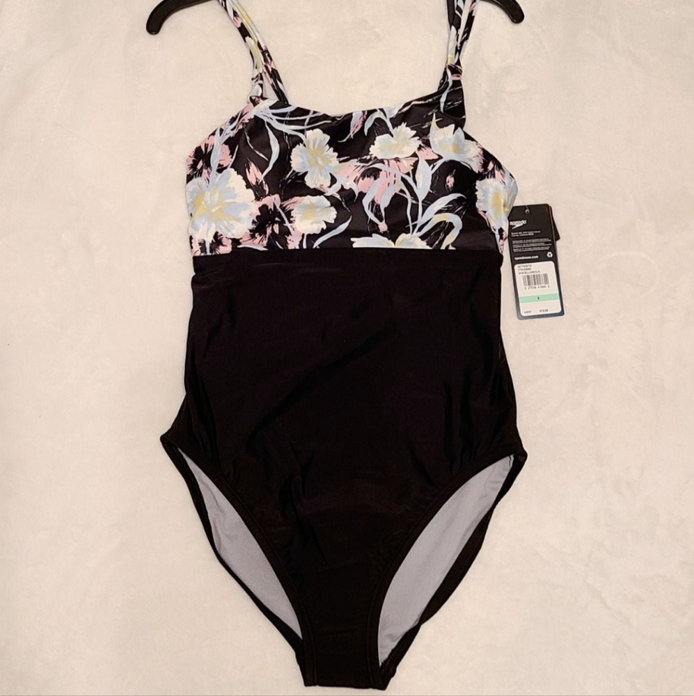 One Piece Swimsuit SPEEDO NWT